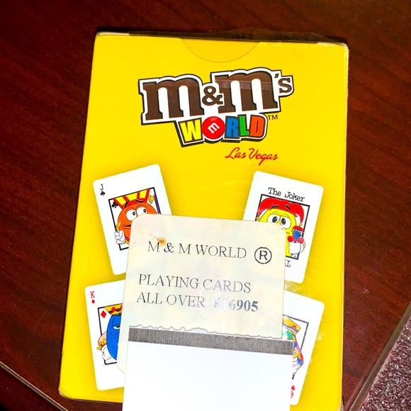 Vintage Rare Pack Of M&Ms World Las Vegas Playing Cards Candy Souvenir, 2004 - Picture 3 of 4